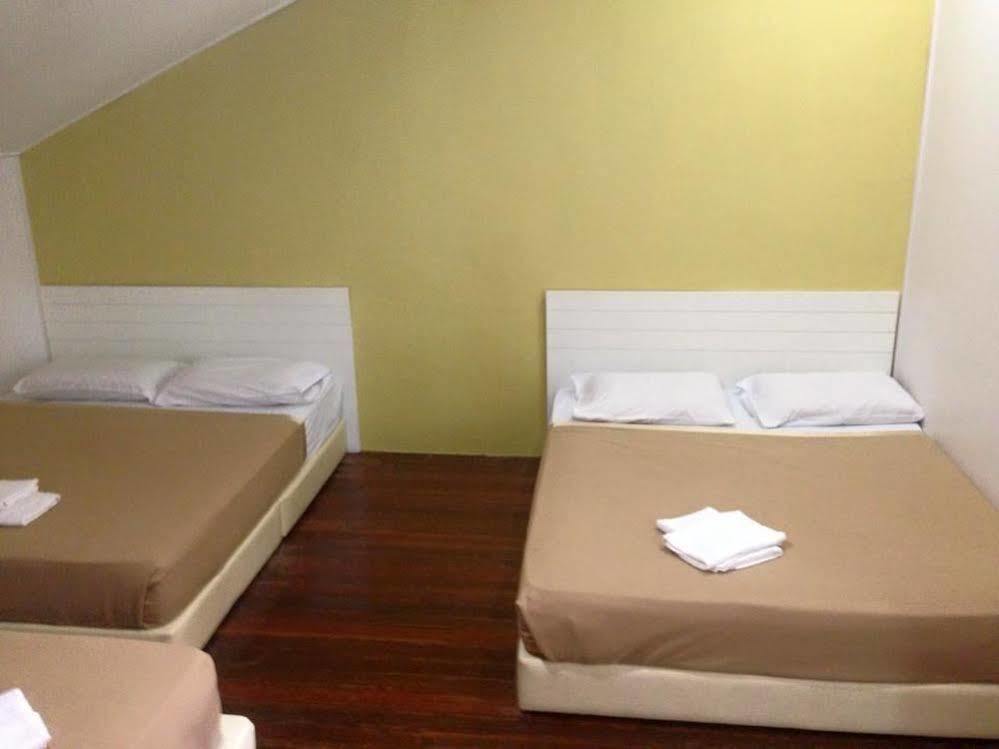 Voyage Cottage Lodge Malacca Exterior photo